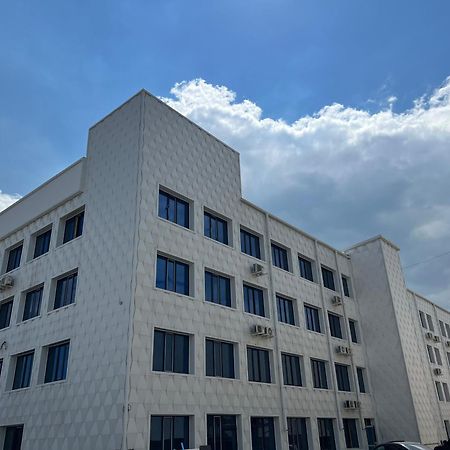 Meridian Karagandy Exteriör bild